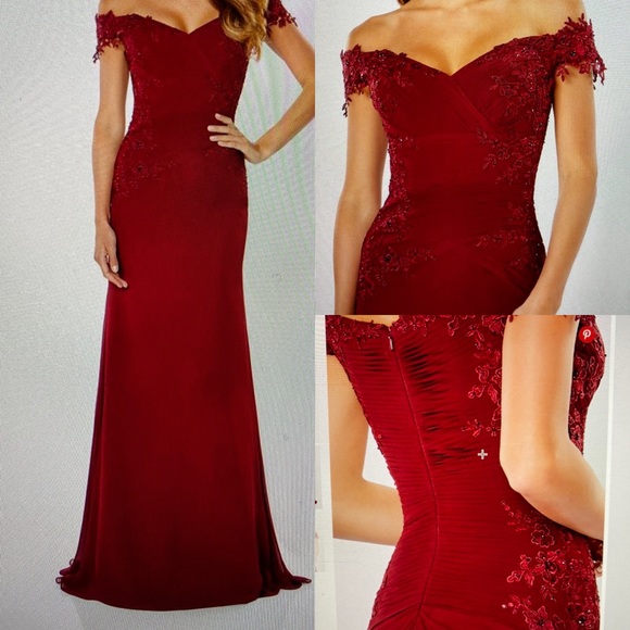💫MonCheri Montage style Maxi gown Size 8 Color:Bordeaux💫